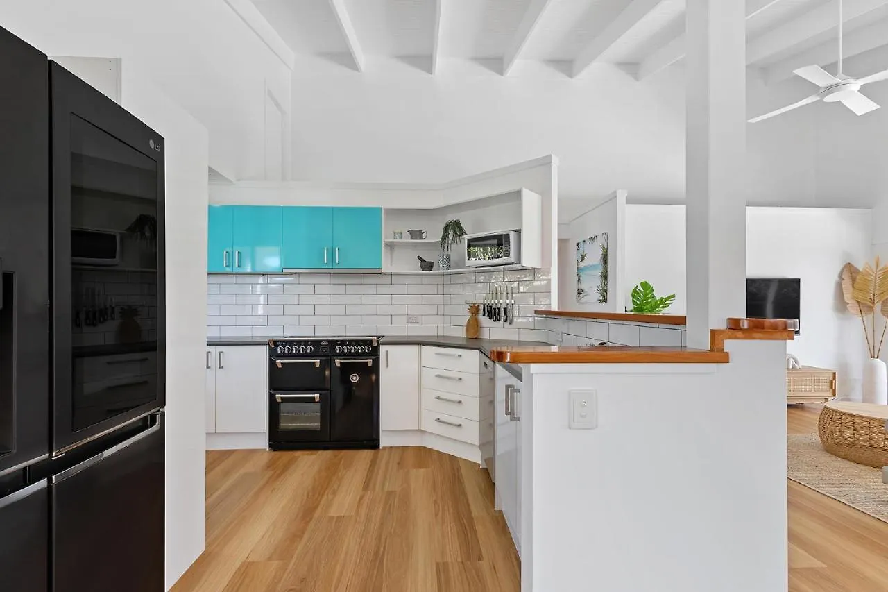 Family Beach Retreat, 4Br And Pet Friendly! Villa Buddina